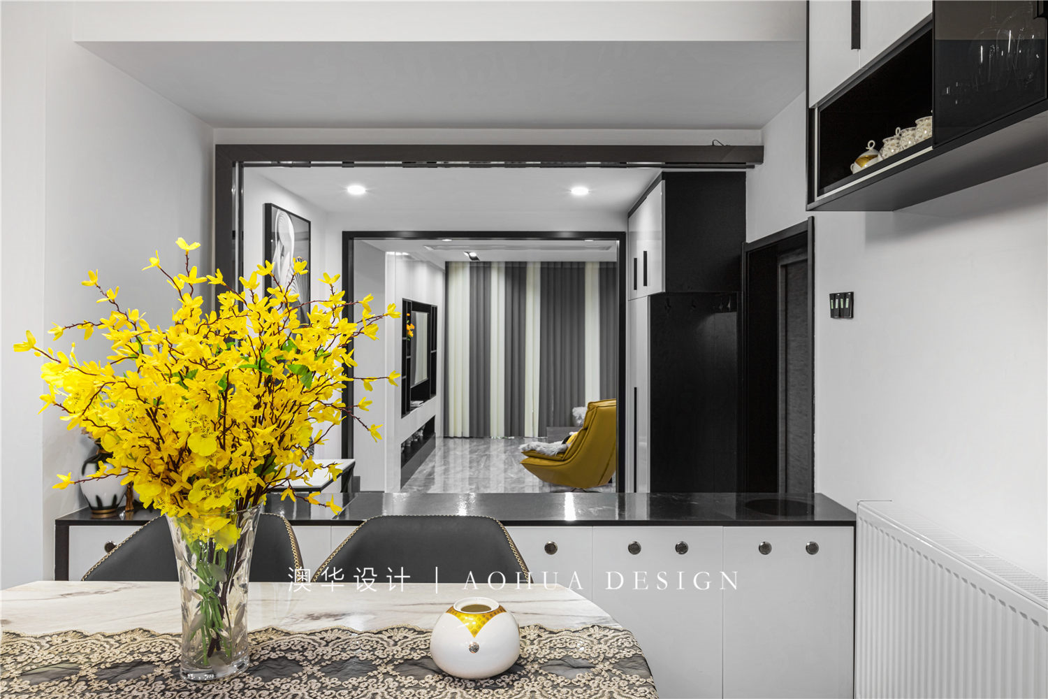 濱江苑130㎡現代黑白灰