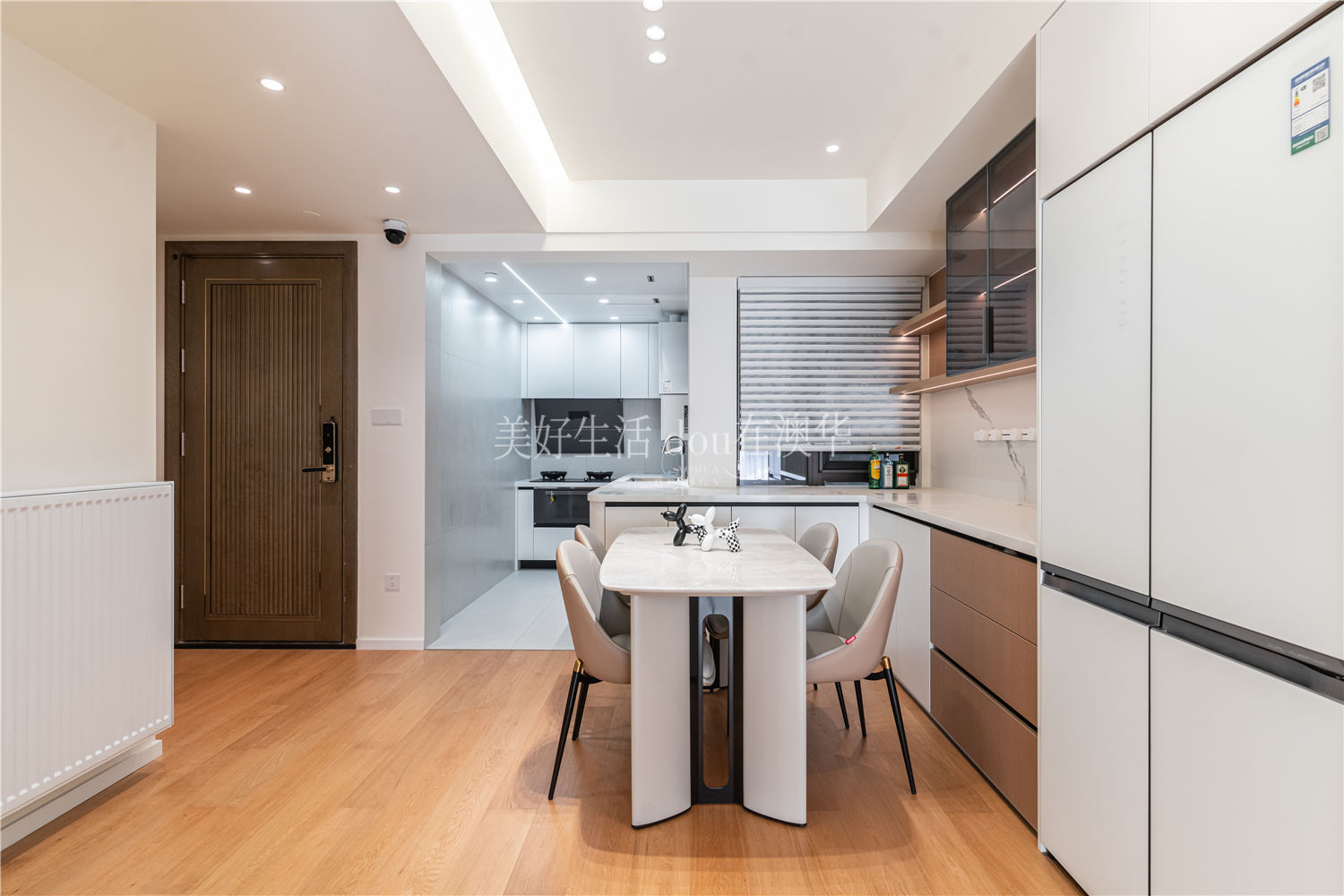 華發(fā)中城薈中央首府裝修,武漢裝修設(shè)計,現(xiàn)代原木風裝修