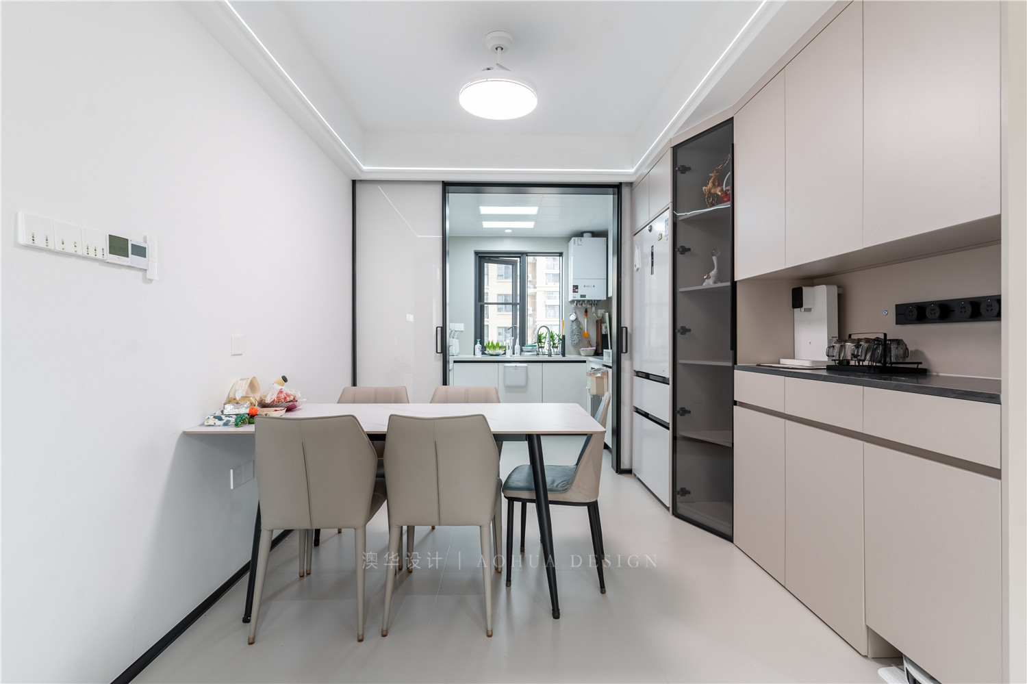 十里玫瑰裝修,現(xiàn)代簡(jiǎn)約