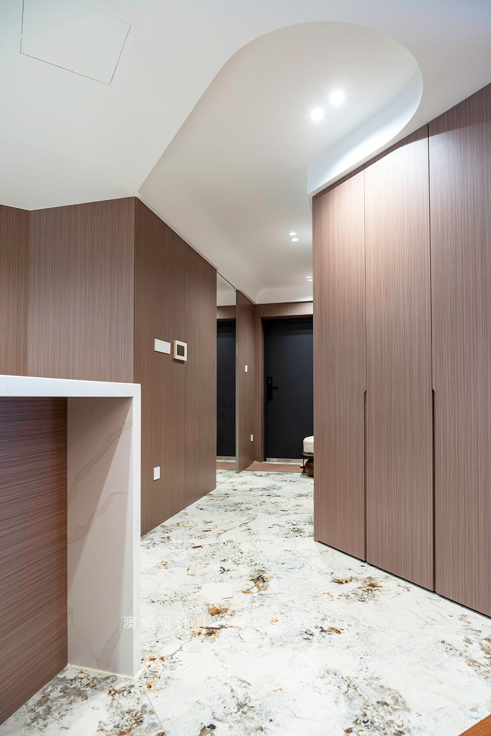 世紀江尚裝修,意式極簡風格