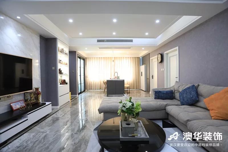 041601230943.jpg 041601230943.jpg