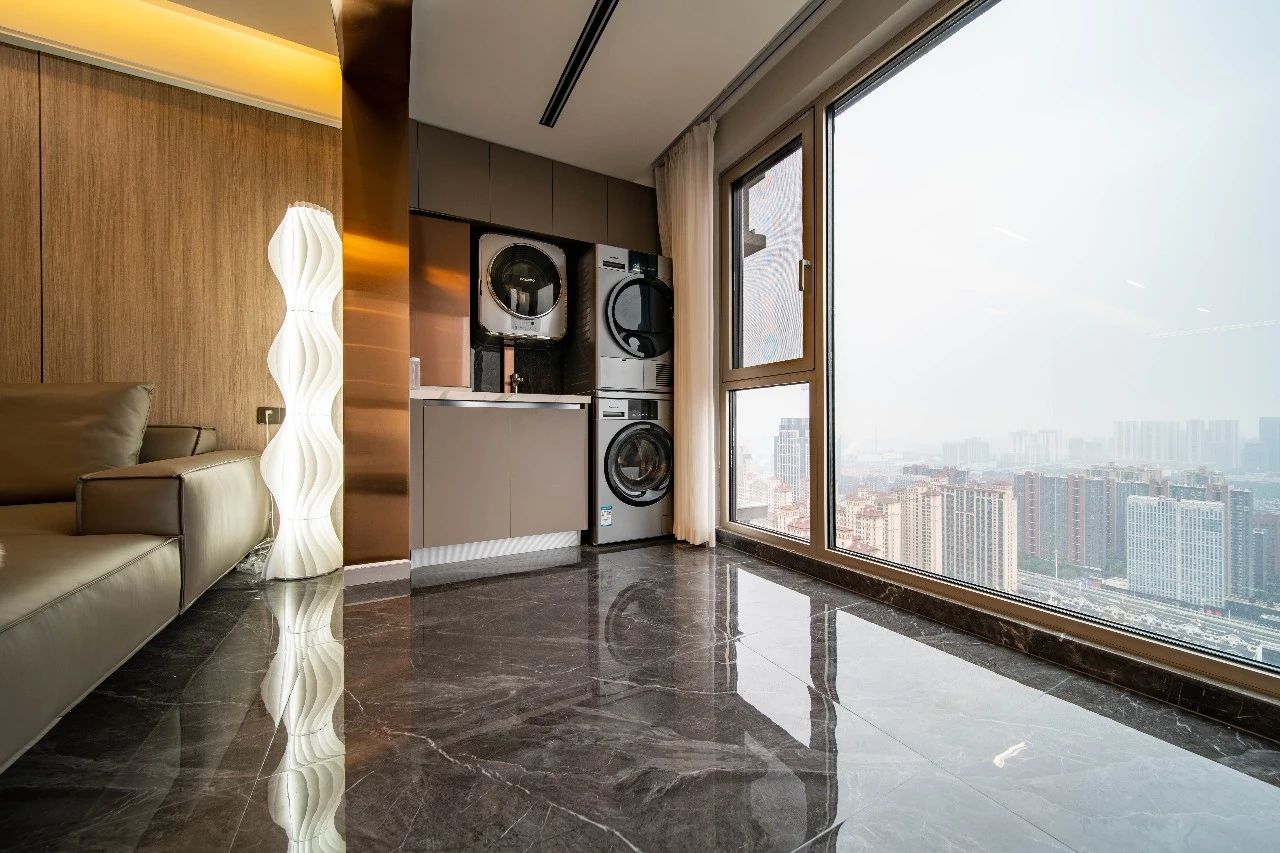 281456490714.jpg 281456490714.jpg