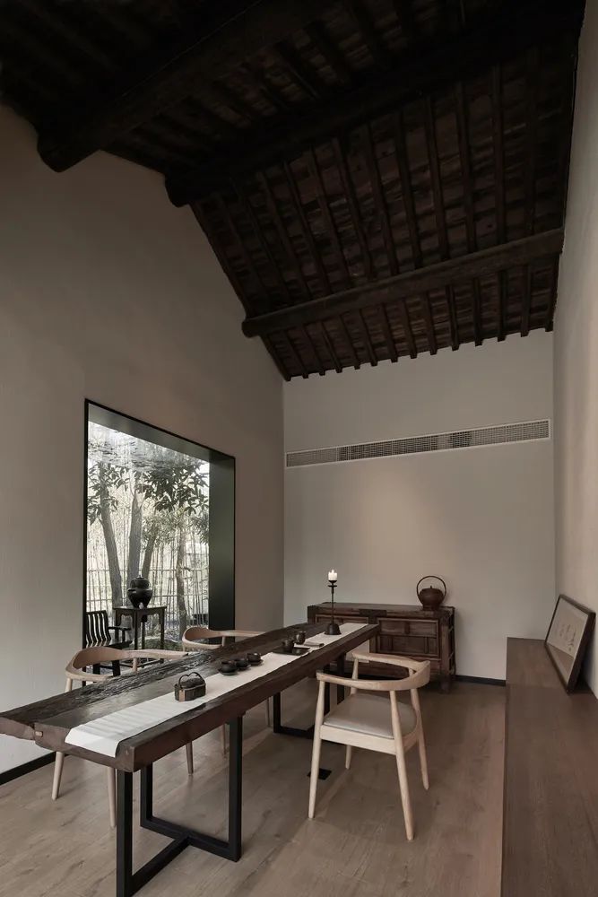 161058570096.jpg 161058570096.jpg