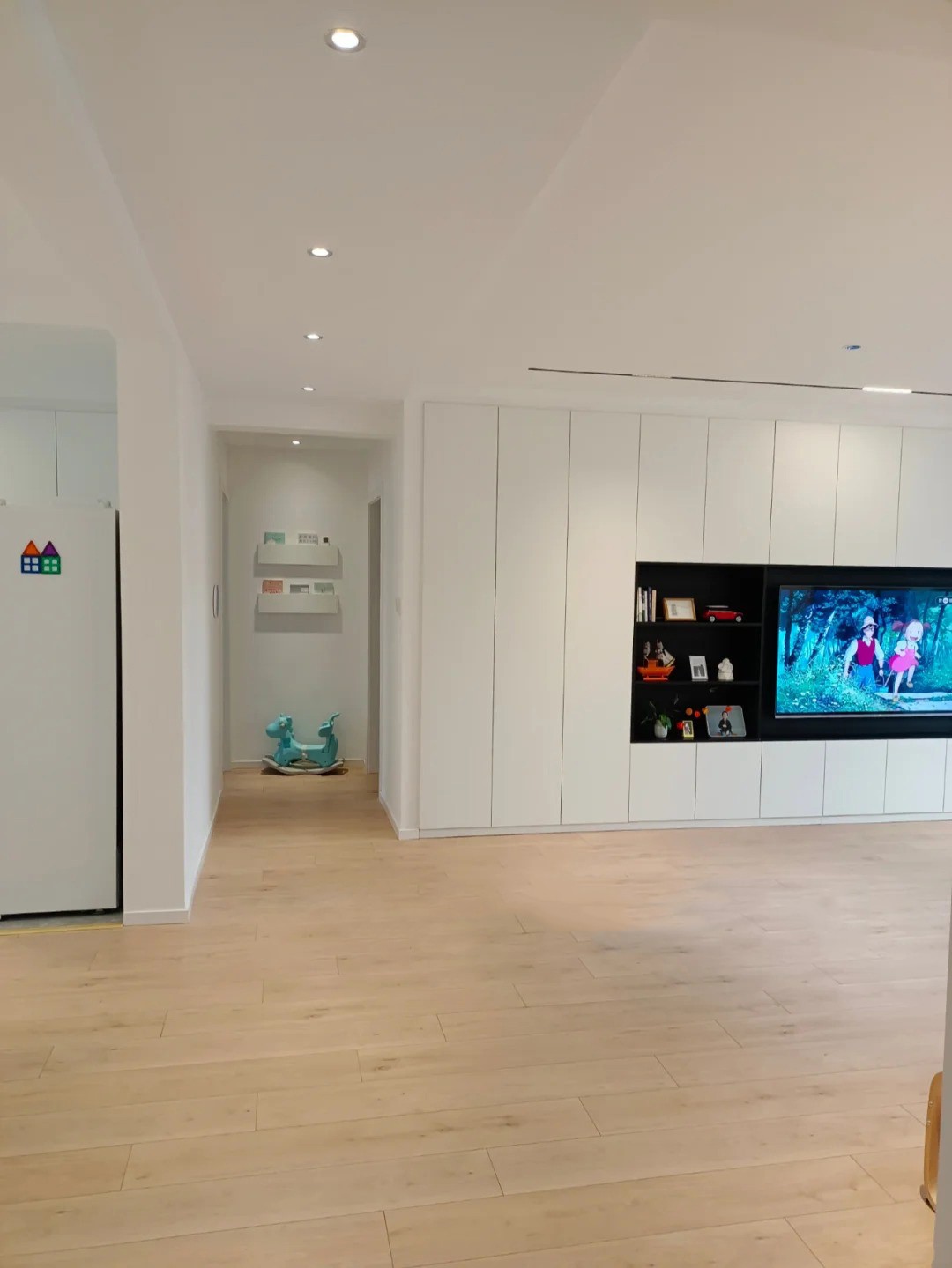 190950510880.jpg 190950510880.jpg