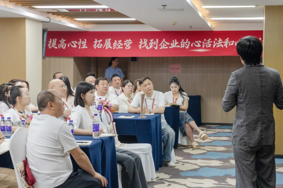 武漢裝修,武漢室內(nèi)設(shè)計 武漢裝修,武漢室內(nèi)設(shè)計